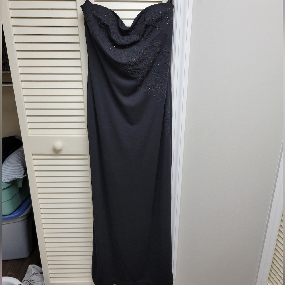 Black strapless ballgown